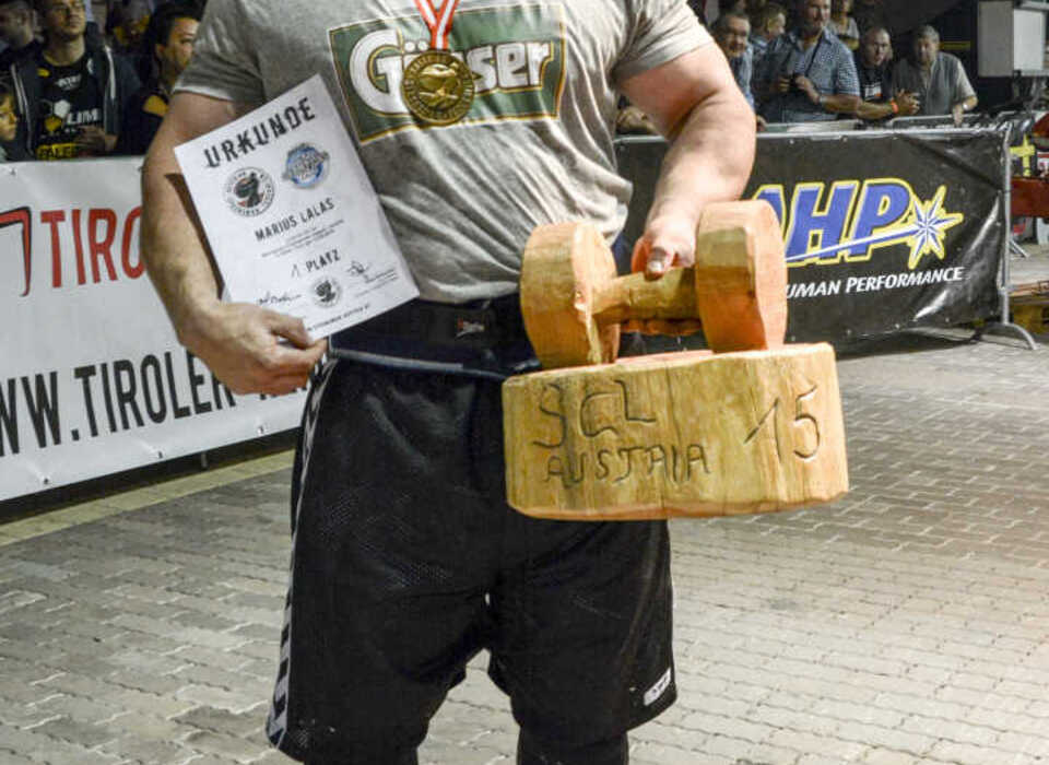 Strongman 11